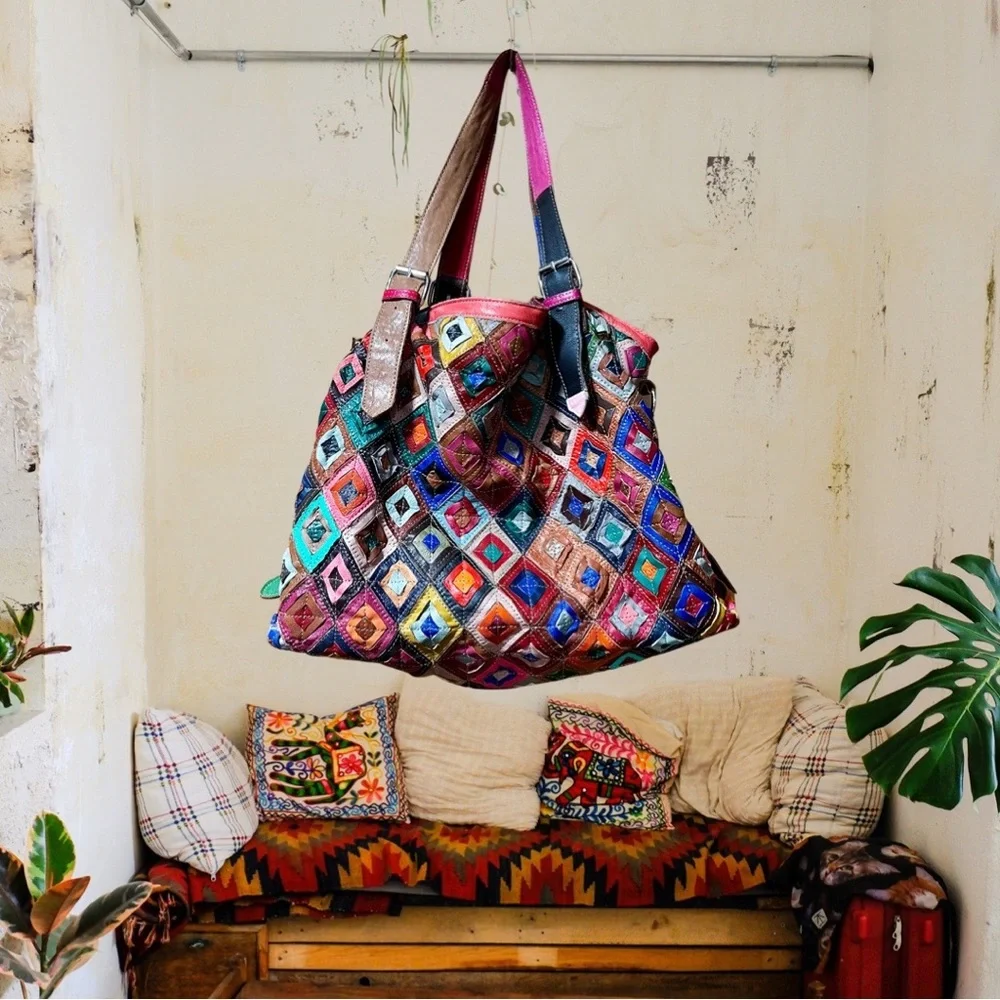 Vintage American Multi Color Leather Handbag. - Picture 2 of 5